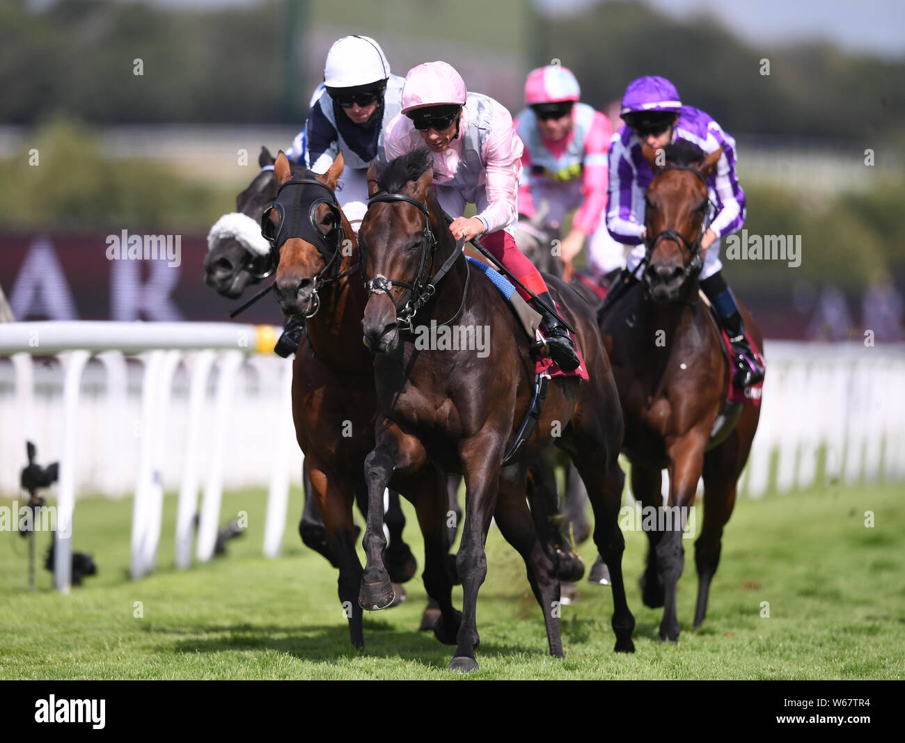 Goodwood Race Course, Chichester, Royaume-Uni. 31 juillet, 2019. Le Qatar Goodwood Festival ; deux jours ; la Race 4 Le Qatar Sussex Stakes, Mecs monté par Frankie Dettori formé par John Gosden remporte le Qatar Sussex Stakes : Action Crédit Plus Sport/Alamy Live News Banque D'Images