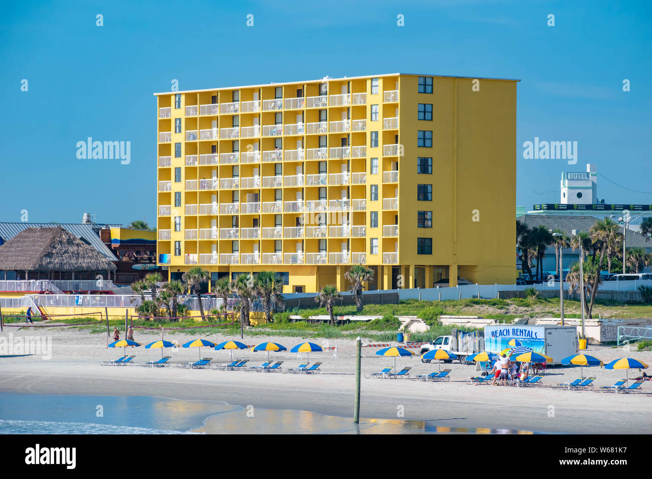 Daytona Beach en Floride. Juillet 07, 2019 . Vue panoramique de l'hôtel coloré de Main Street Pier. Banque D'Images