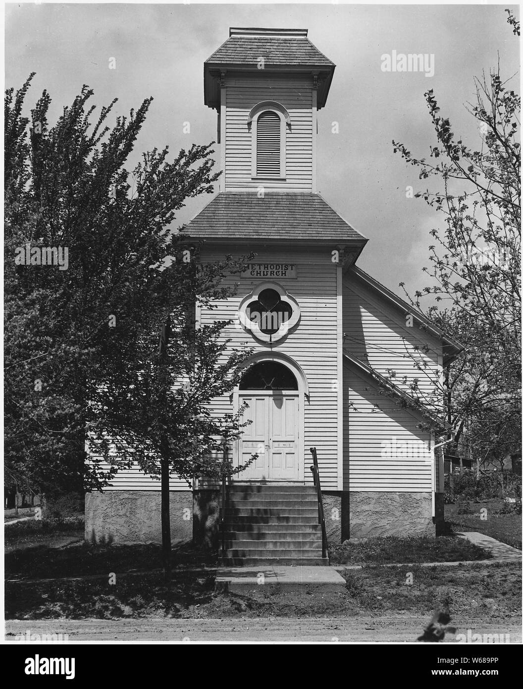 Le comté de Shelby, Iowa. Il y a deux églises dans le village de Irwin et autres dans les régions rurales de la . . . ; Portée et contenu : la légende complète se lit comme suit : le comté de Shelby, Iowa. Il y a deux églises dans le village de Irwin et autres dans les régions rurales de la communauté. Cette église, de la confession méthodiste, a été organisée en 1881. D'autres confessions dans la Communauté sont le norvégien, luthérienne et Christian, tous deux établis avant 1890. Banque D'Images