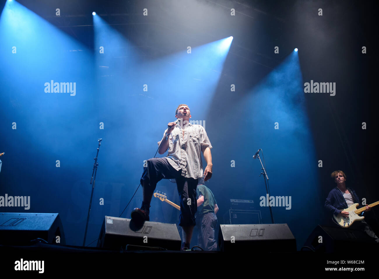 BILBAO, ESPAGNE - JUL 13: La honte (groupe punk rock) se déroule en concert au BBK Live 2019 Music Festival le 13 juillet 2019 à Bilbao, Espagne. Banque D'Images