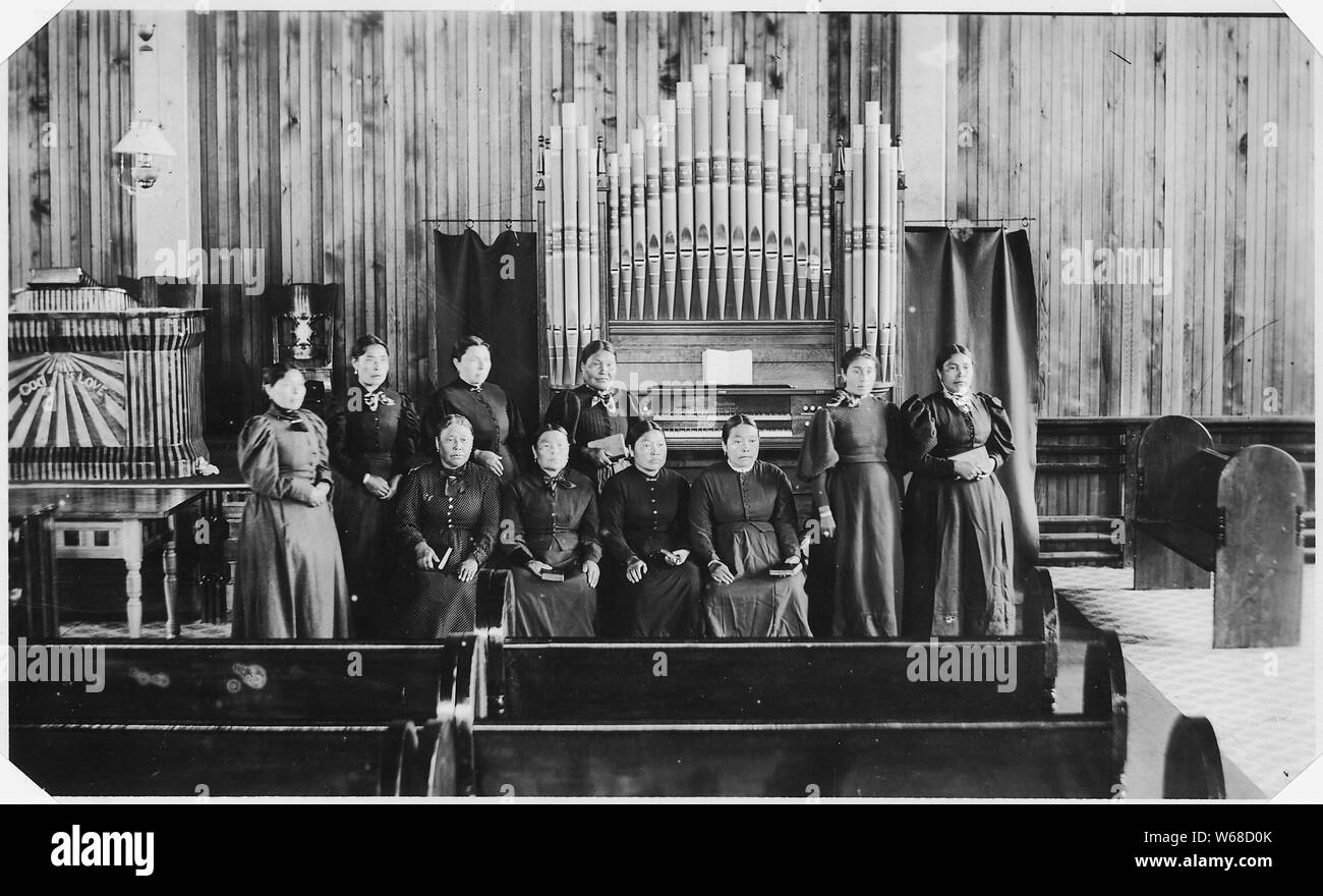 Les enseignants de l'école de dimanche de l'église de la mission chrétienne Metlakahtla. Banque D'Images