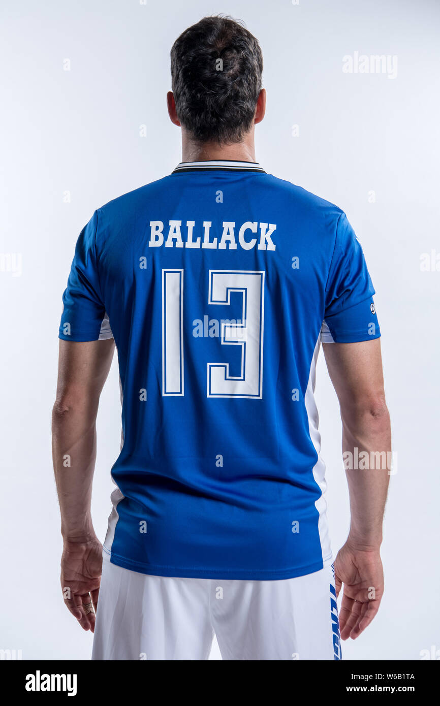 ****Exclusif Portrait de l'ancien joueur allemand Michael Ballack pour le Super Soccer 2018 Penguin Jeu célébrité à Shanghai, Chine, 31 mai 2018. Banque D'Images