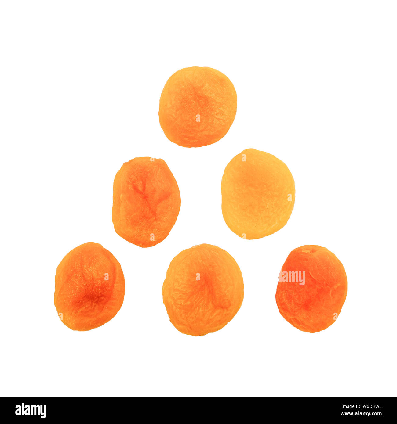 Abricots secs végétarienne saine collations aux fruits sur un fond blanc. Banque D'Images