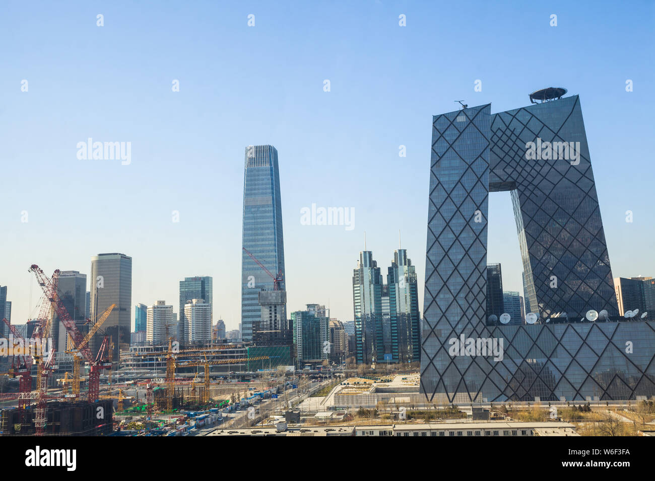 --FILE--Vue sur le siège de la télévision centrale de Chine (CCTV), à Pékin, en Chine, 11 janvier 2015. Le plus grand la télévision publique et r Banque D'Images