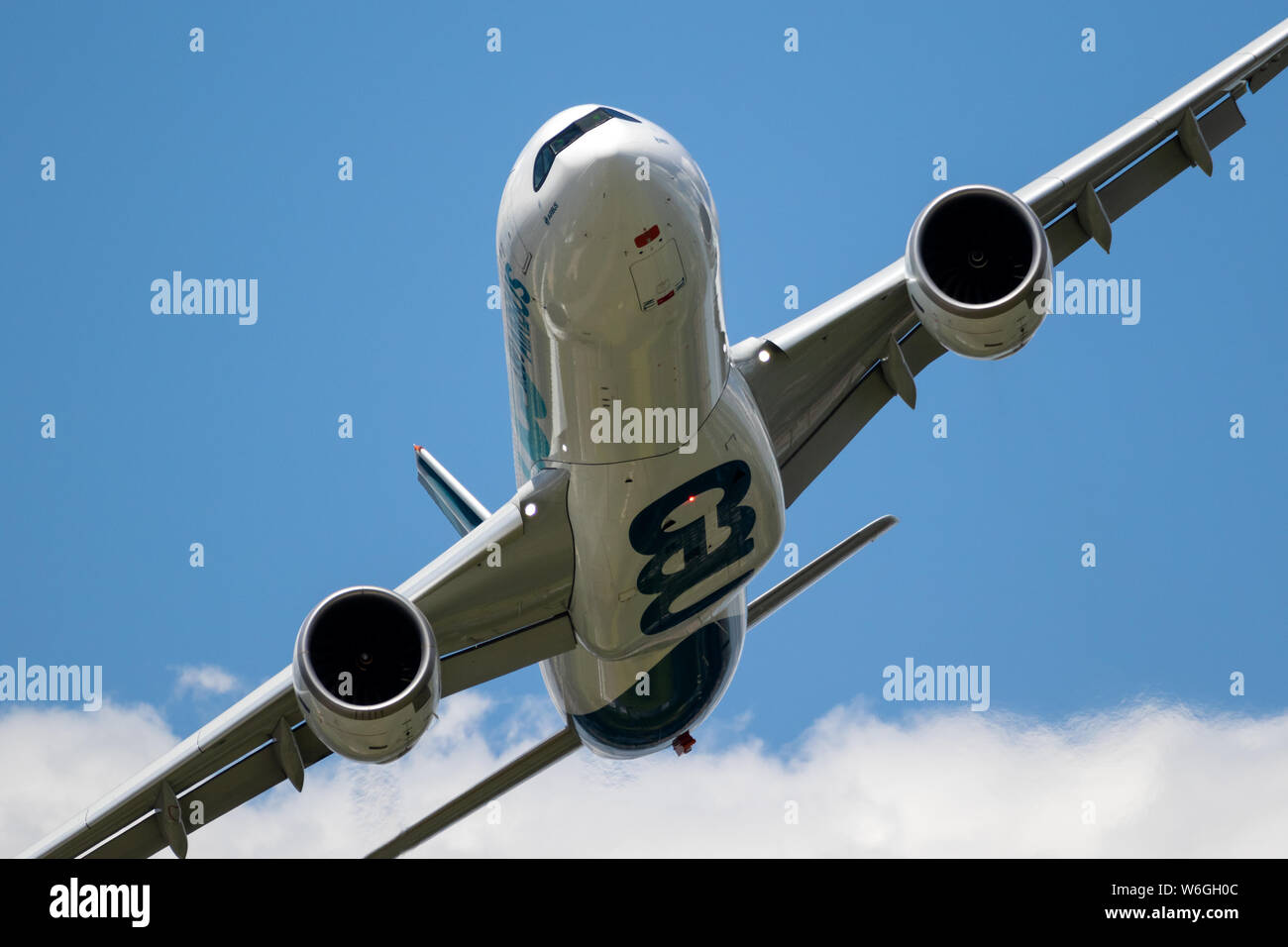 LE BOURGET PARIS - JUN 21, 2019 : Airbus A330neo avion avion effectuant au Bourget. Banque D'Images