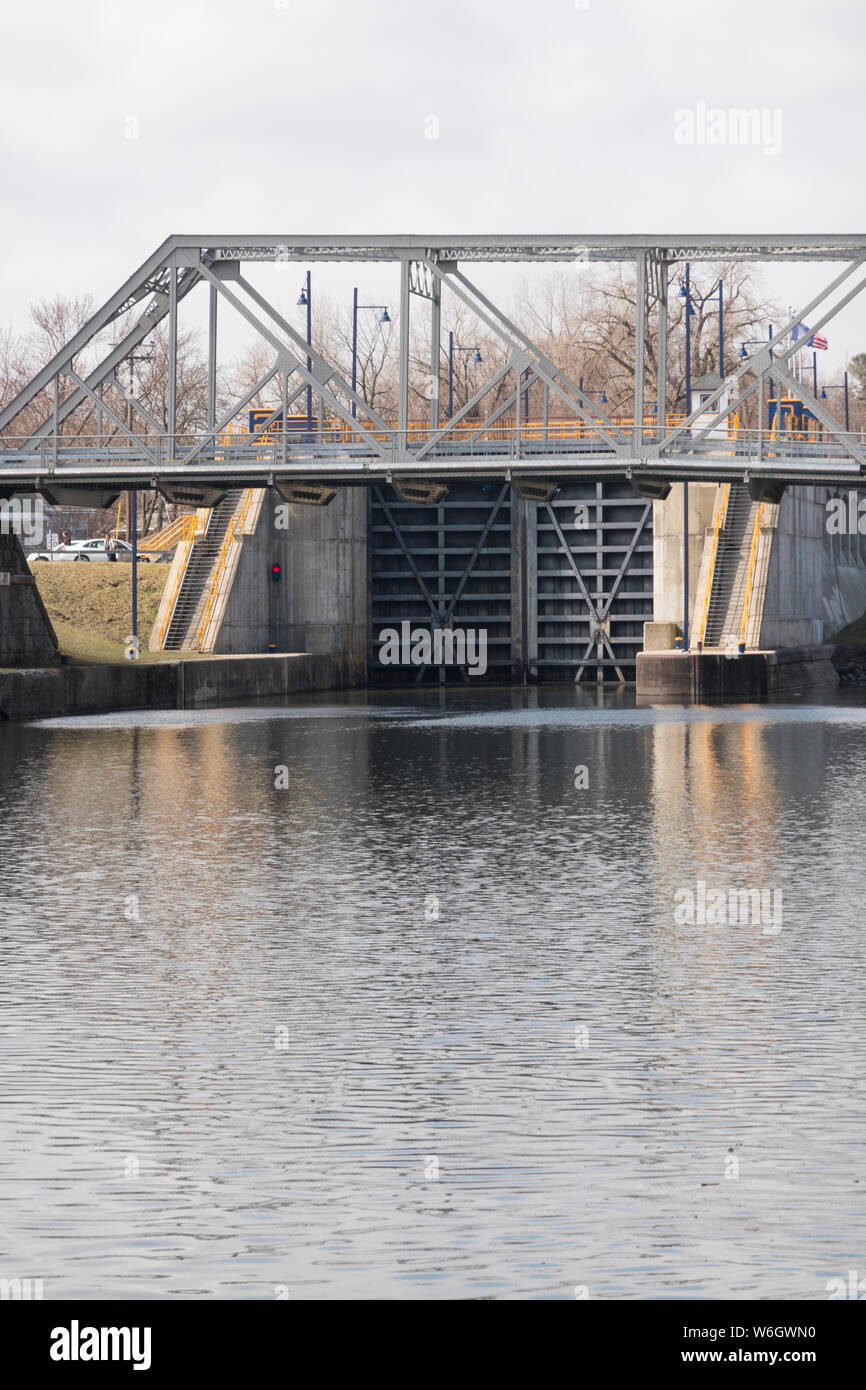Erie Canal lock 2E dans la région de Waterford NY Banque D'Images