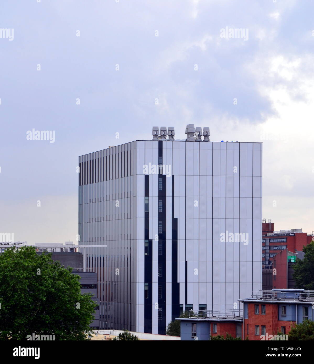 Une vue de haut niveau de l'Université de Manchester's Henry Royce Institute à Manchester, au Royaume-Uni, qui effectue des recherches sur les matériaux avancés. Banque D'Images