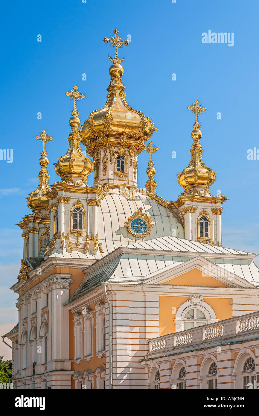 Pierre et Paul de l'Église du Grand Palais. Peterhof. Saint Petersburg. La Russie Banque D'Images