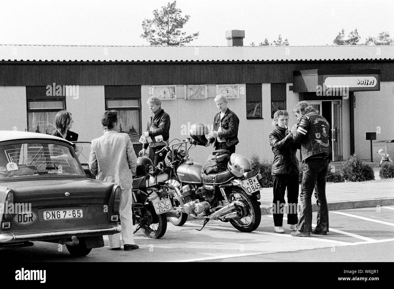 Walsleben-West Hamburg-Berlin, route de transit, avec des automobilistes et motocyclistes de la RDA et de la République Fédérale Banque D'Images