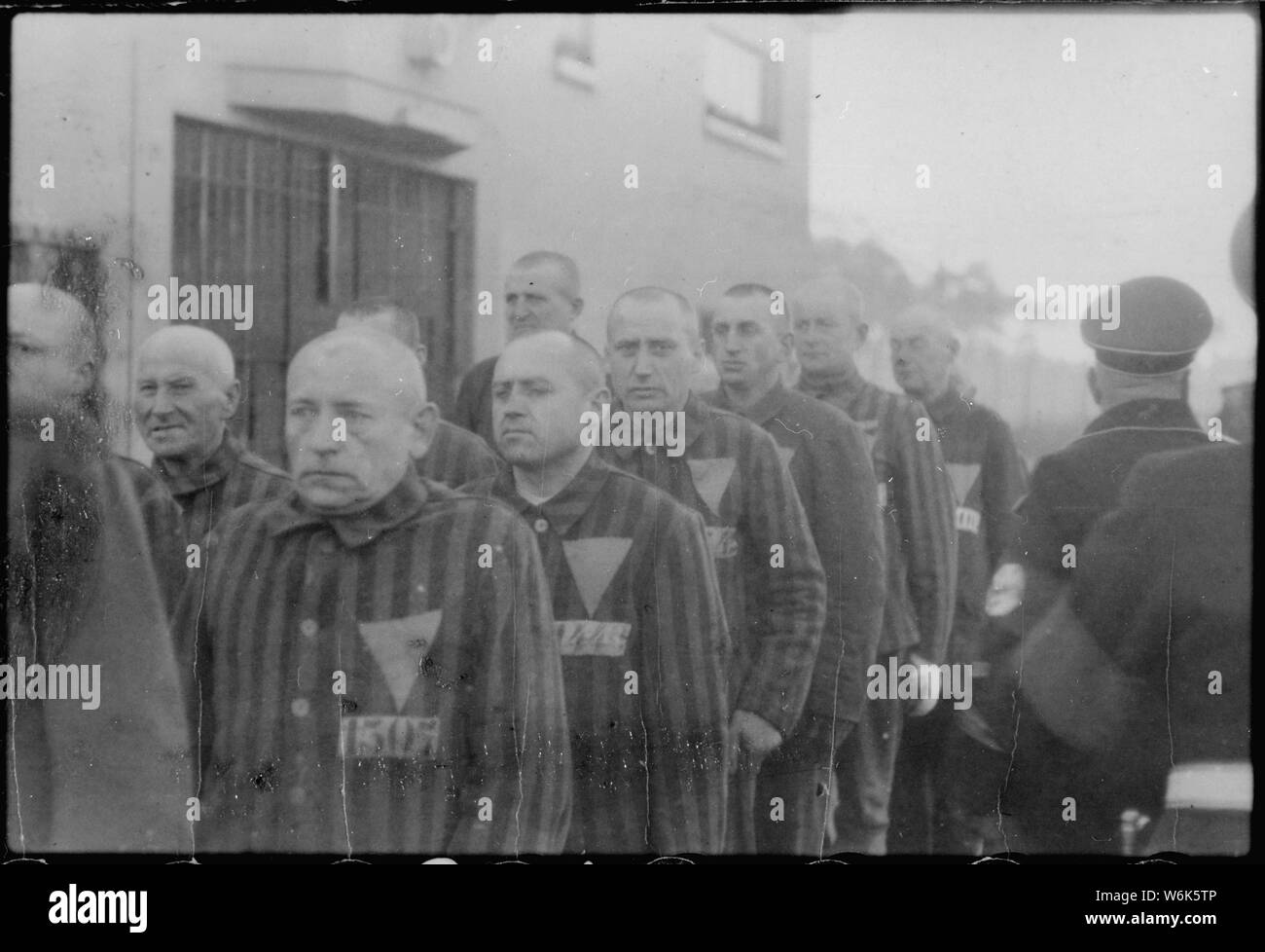 Prisonniers dans le camp de concentration de Sachsenhausen, Allemagne, 12/19/1938 Banque D'Images