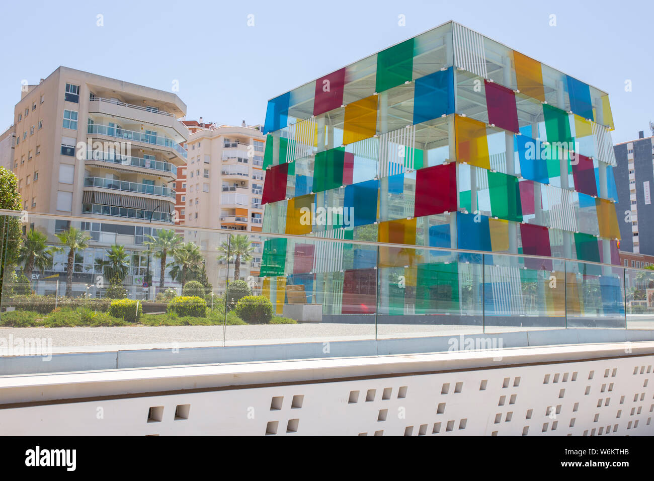 Malaga, Espagne - Juillet 9th, 2018 le Centre Pompidou : en verre et structure en acier Banque D'Images