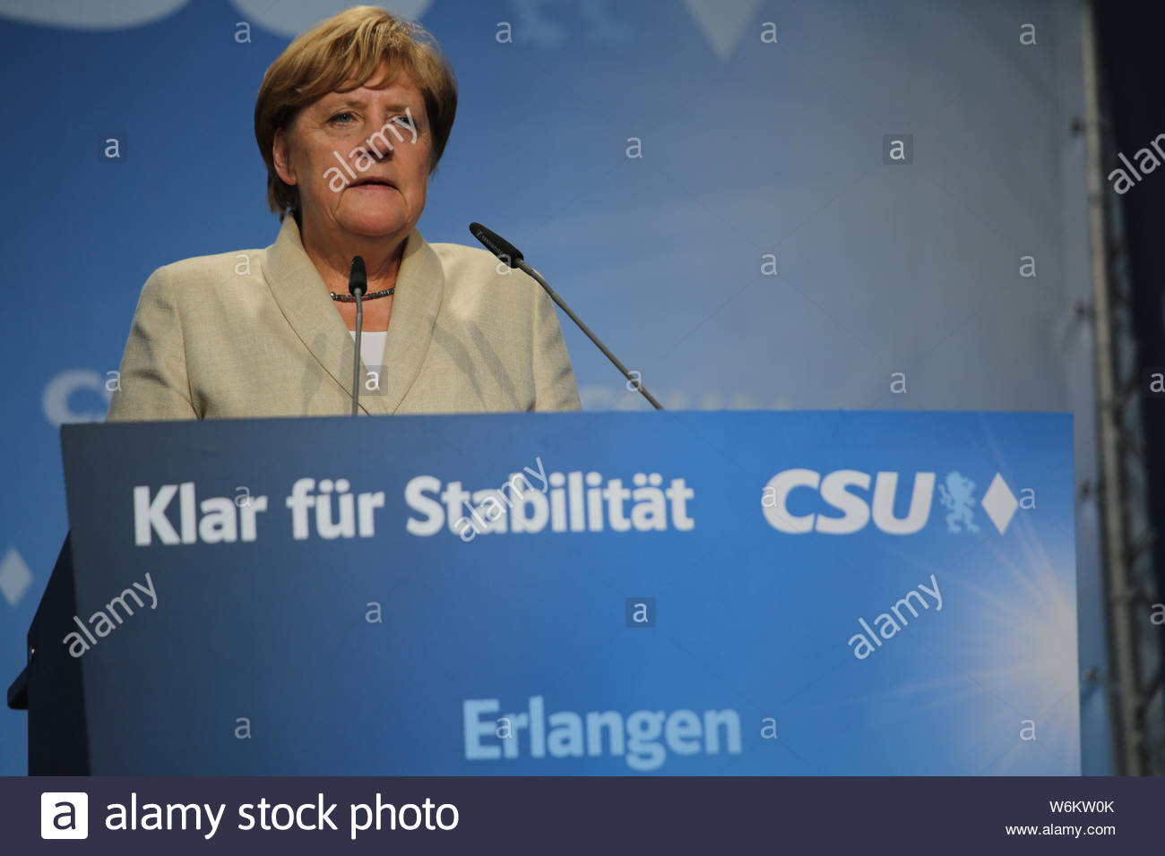 Angela Merkel lors d'une campagne électorale rassemblement à Erlangen, en Bavière. Banque D'Images
