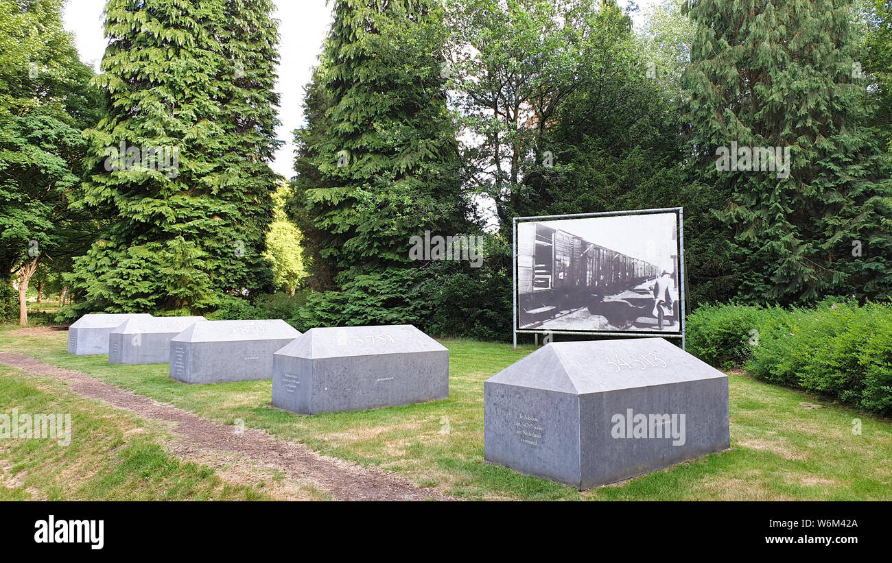 Westerbork, Pays-Bas - le 2 juillet 2019 : Westerbork National Holocaust Memorial à l'ancien camp de déportation de transit allemand nazi. Banque D'Images