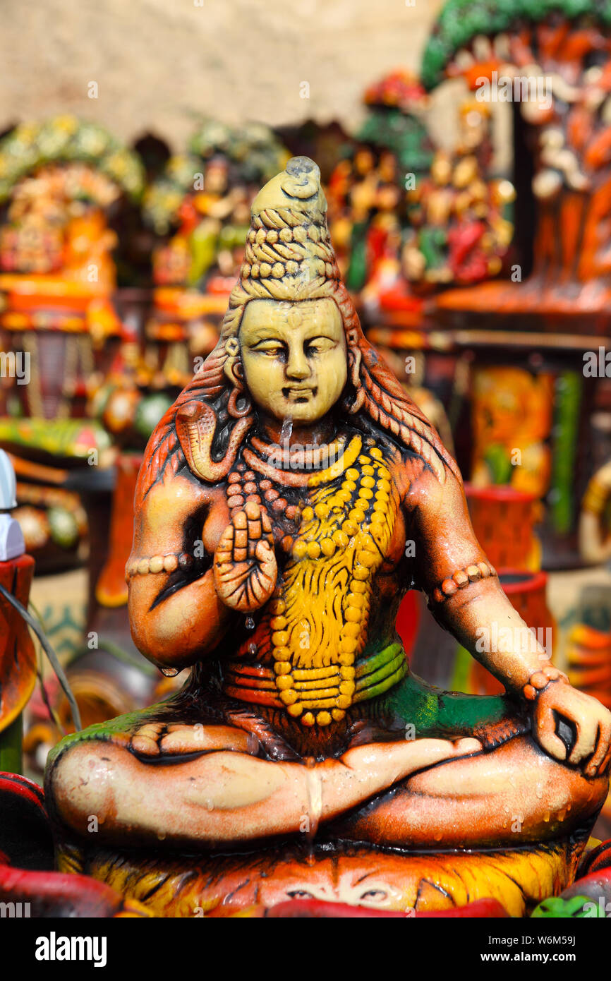 Statue de Shiva à vendre à Surajkund Crafts Mela, Surajkund, Faridabad, Haryana, Inde Banque D'Images