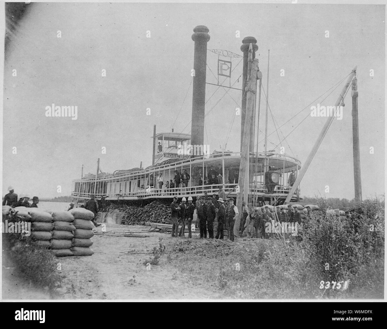 Le Rosebud, vieille rivière Missouri bateau qui remonta le fleuve de Bismark, N.D. de Coalbanks au Montana, responsable de la navigation. ca. 1878 Banque D'Images