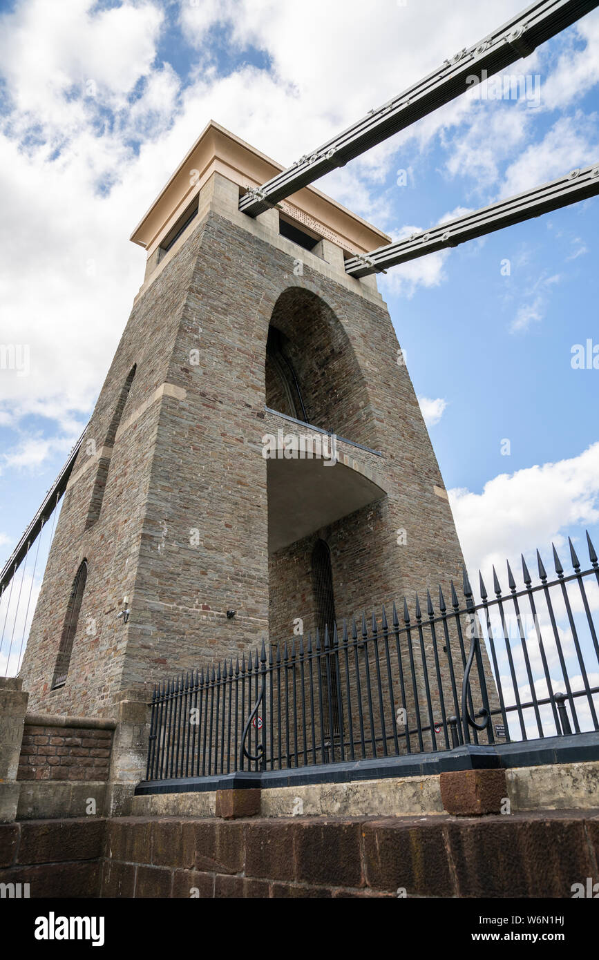 Clifton Suspension Bridge enjambant la rivière Avon, Bristol, Royaume-Uni Banque D'Images