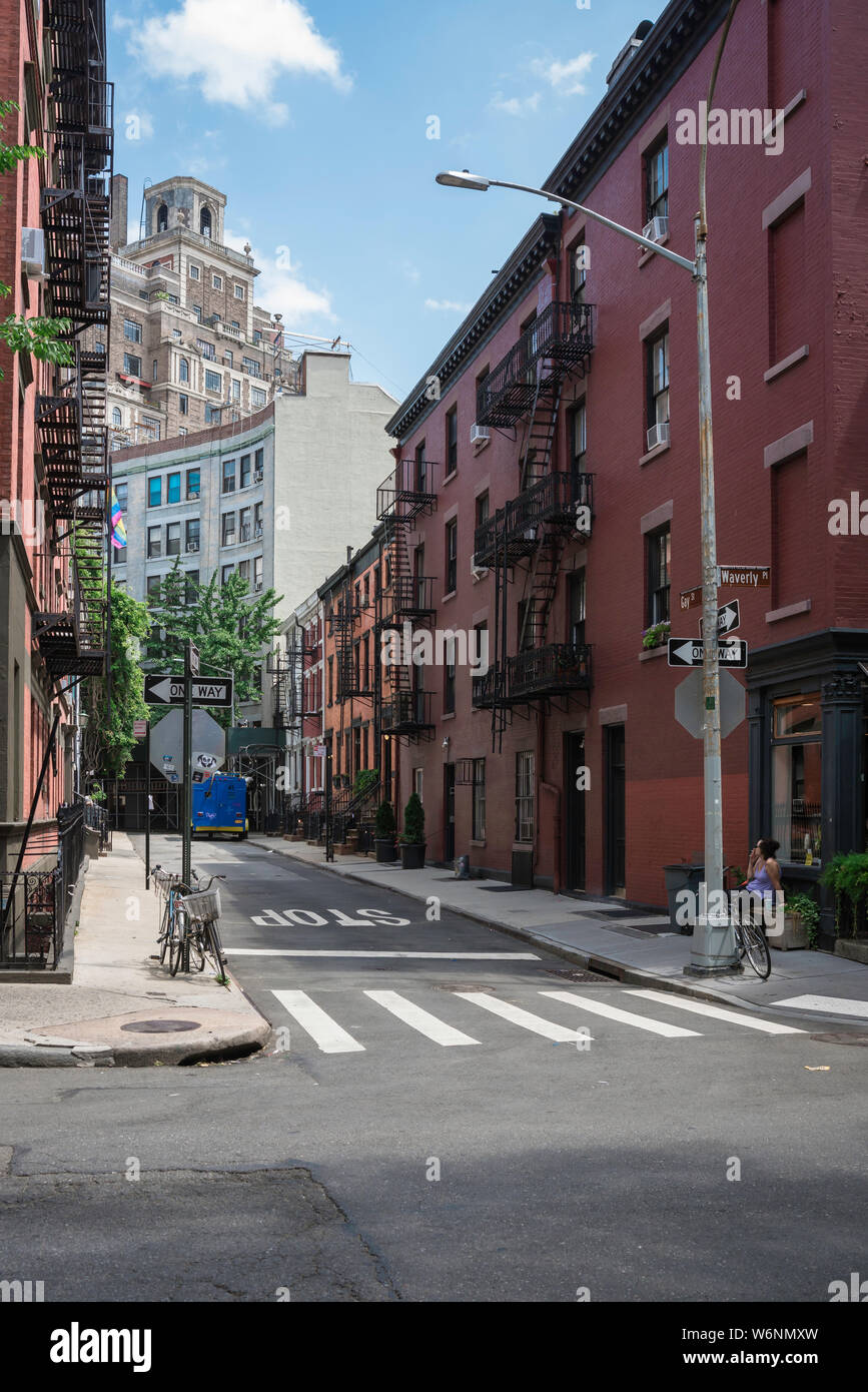 Gay Street New York, vue en été de Gay Street dans Greenwich Village, Manhattan, New York City, USA. Banque D'Images