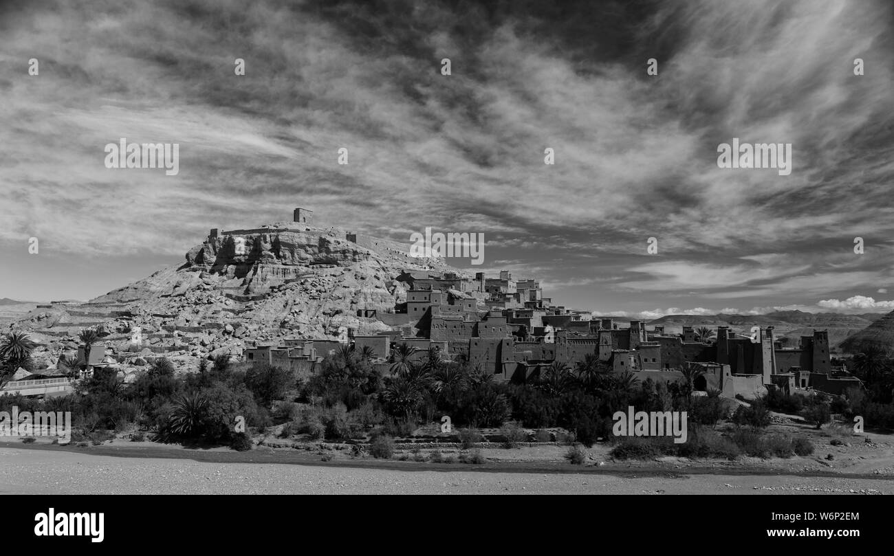 Kasbah ait Benhaddou un grand exemple de l'architecture arthère marocaine et a été un site du patrimoine mondial de l'UNESCO depuis 1987, Maroc, Afrique. Banque D'Images