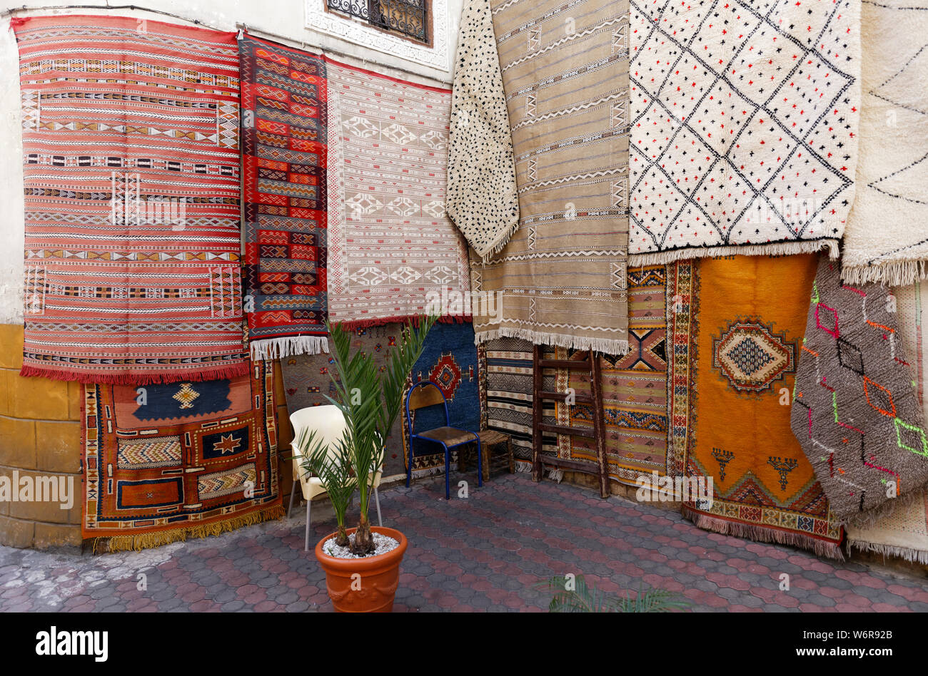 Bazar à Casablanca,Maroc.Ce marché comprend d'autres choses et beaucoup d'autres choses traditionnelles Casablanca, Maroc, Afrique. Banque D'Images
