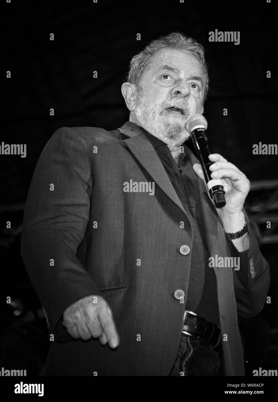 Rio de Janeiro, Brésil. Frebuary 27, 2016 : l'ancien Président du Brésil, Luis Inacio Lula da Silva, prononce un discours lors d'une réunion du Parti des travailleurs Banque D'Images