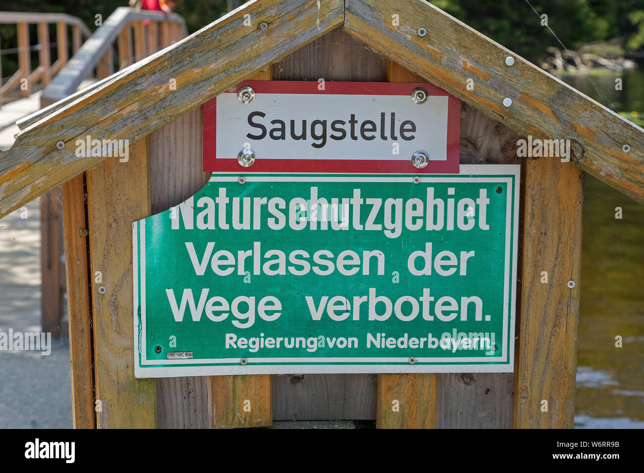 Interdiction signe, Grand lac Arber, Bayerisch Eisenstein, forêt de Bavière, Bavière, Allemagne Banque D'Images