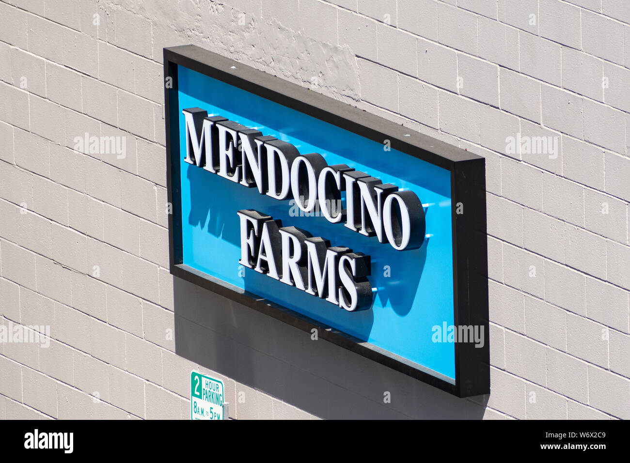 30 juillet 2019 Palo Alto / CA / USA - Mendocino Farms signe affiché à leur emplacement au centre-ville de Palo Alto, San Francisco Bay area ; un de ses invest Banque D'Images