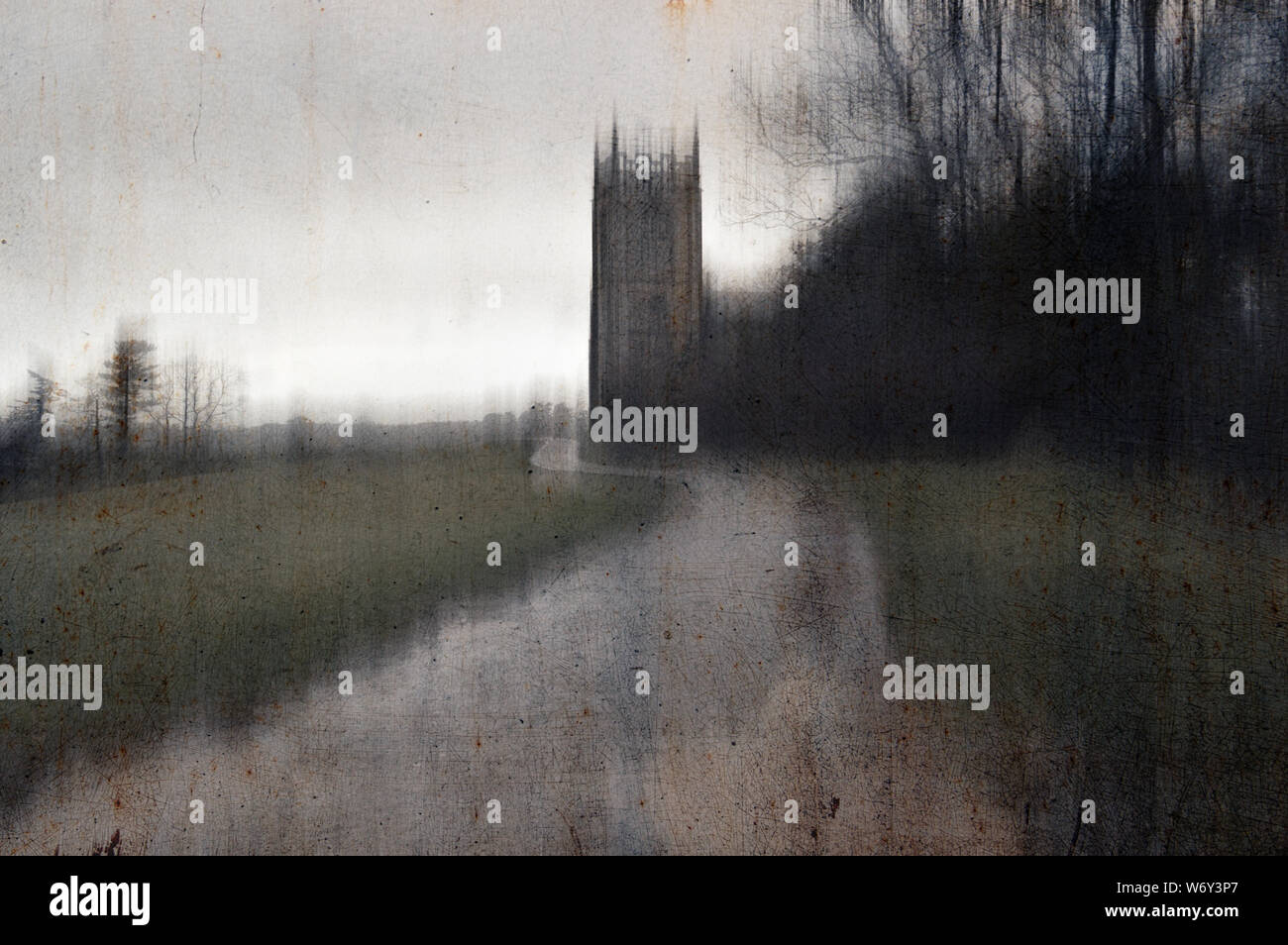 Un chemin menant à une église en hiver. Avec un flou, vintage, grunge modifier. Banque D'Images