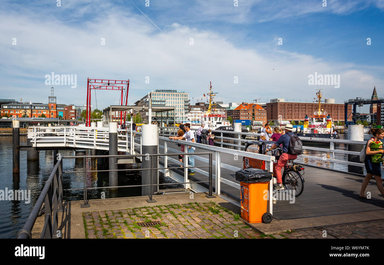 La Corne de pliage Pont sur le Fjord de Kiel à Kiel, Allemagne, le 25 juillet 2019 Banque D'Images
