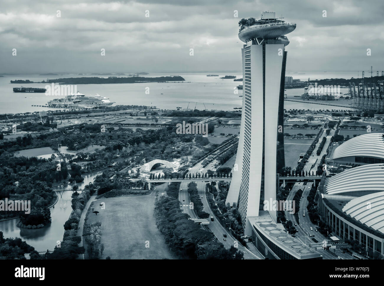 Vue sur le luxueux Marina Bay Sands Hotel depuis Singapore Flyer, Marina Bay, Singapour. Banque D'Images