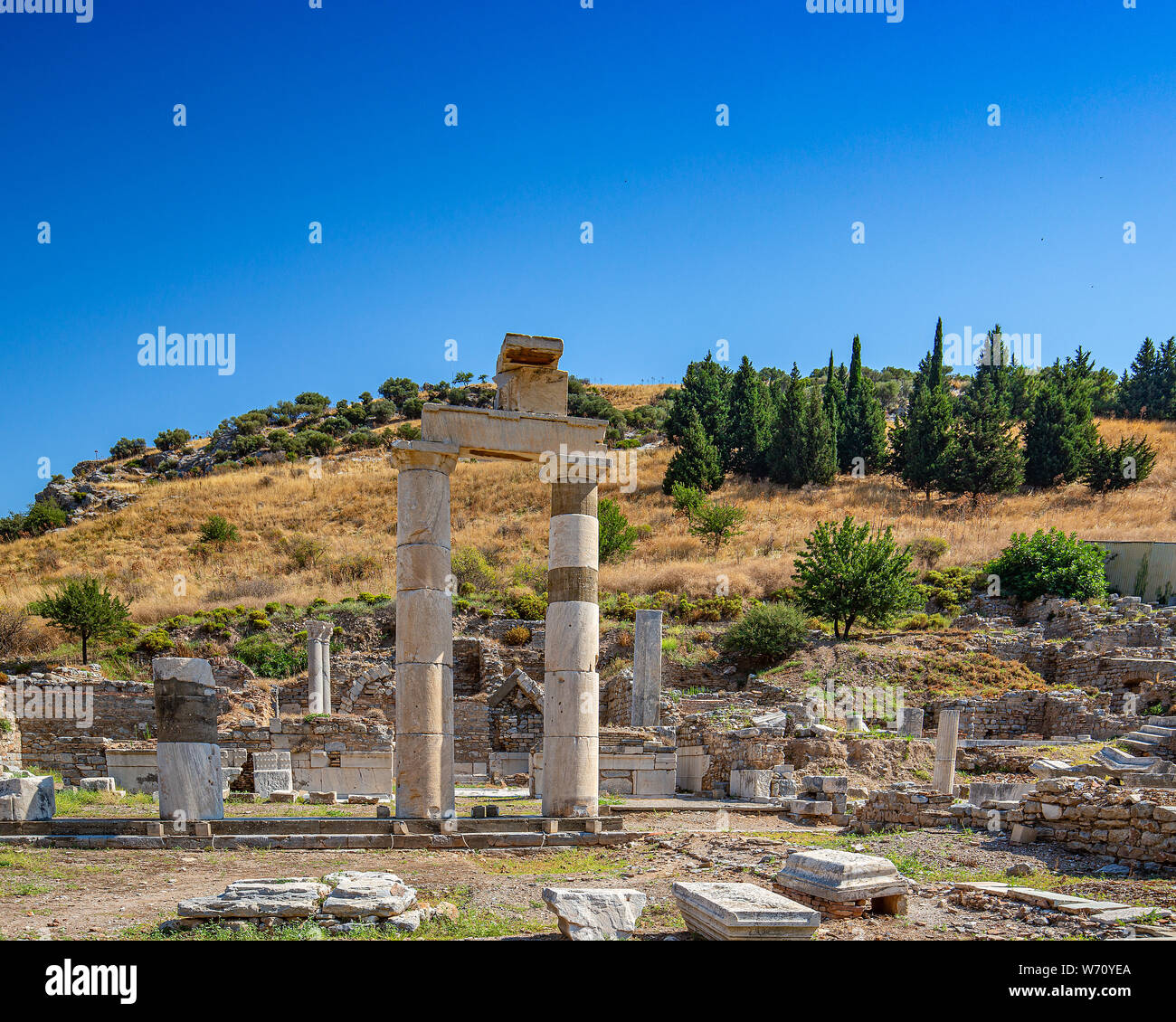 Ruines de la ville antique d'Ephèse, l'ancienne ville grecque en Turquie, dans un beau jour d'été Banque D'Images