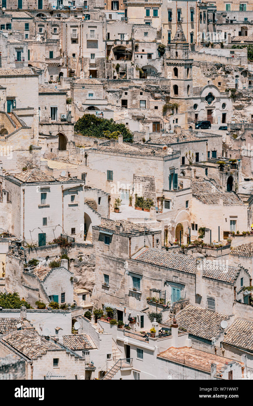 Matera, Capitale européenne de la Culture 2019, Basilicate, Italie. Sasso Barisano Banque D'Images