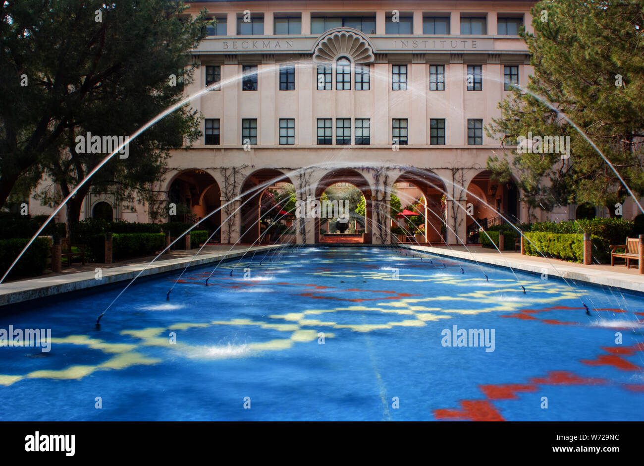 PASADENA, CA/USA - 13 Mars : Beckman Institute sur le campus de l'Institut de technologie de Californie. Caltech est une université de recherche de Pasadena, Banque D'Images