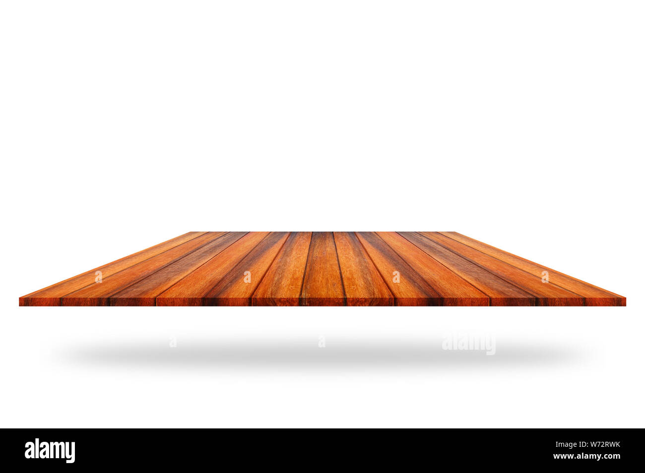 Vide haut de planche en bois ou un comptoir isolé sur fond blanc. Enregistré avec chemin de détourage. Montage photo ou pour l'affichage des produits Banque D'Images