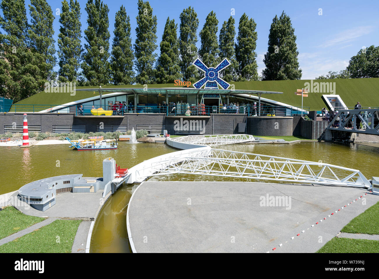 Échelle 1:25 objets de Madurodam. Madurodam est un parc miniature et une attraction touristique dans le quartier de Scheveningen de La Haye aux Pays-Bas. Banque D'Images