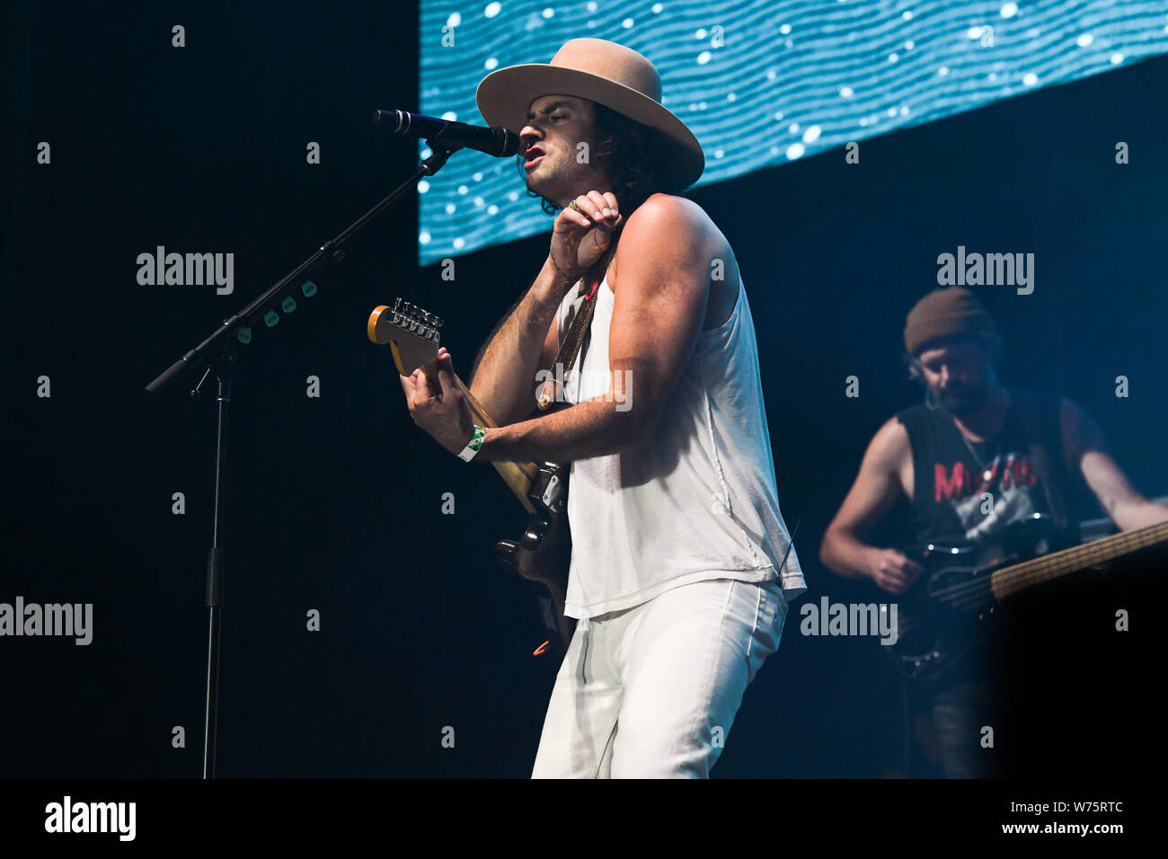 Josiah Johnson de la tête et le Cœur fonctionne à ALT 98,7 Summer Camp au Queen Mary à Long Beach le 3 août 2019. fonctionne à ALT 98,7 Summer Camp au Queen Mary à Long Beach le 3 août 2019. Banque D'Images