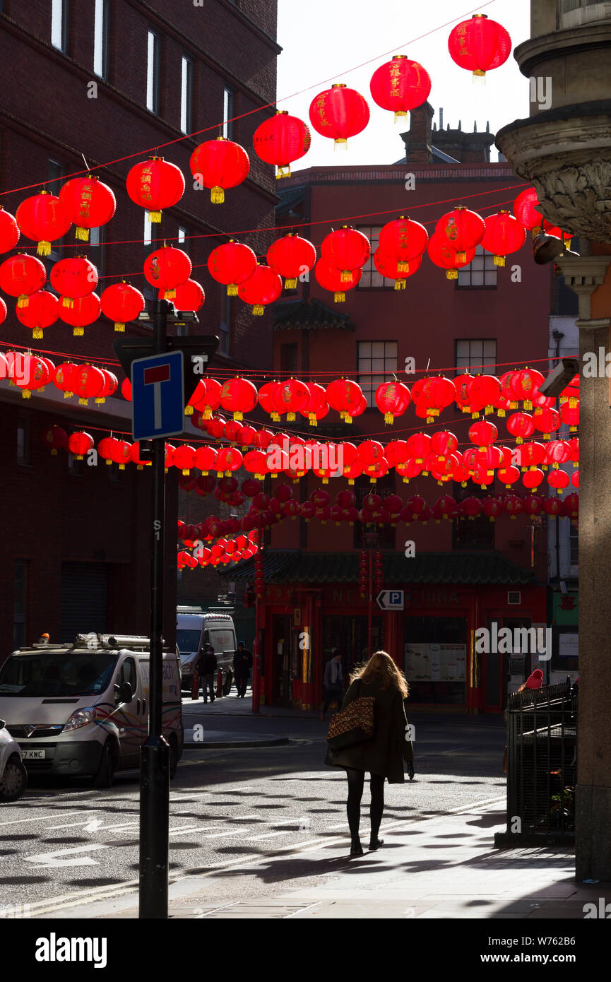 Lanternes chinoises pour le nouvel an chinois, Chinatown, Gerrard Place, Londres, Grande-Bretagne Banque D'Images