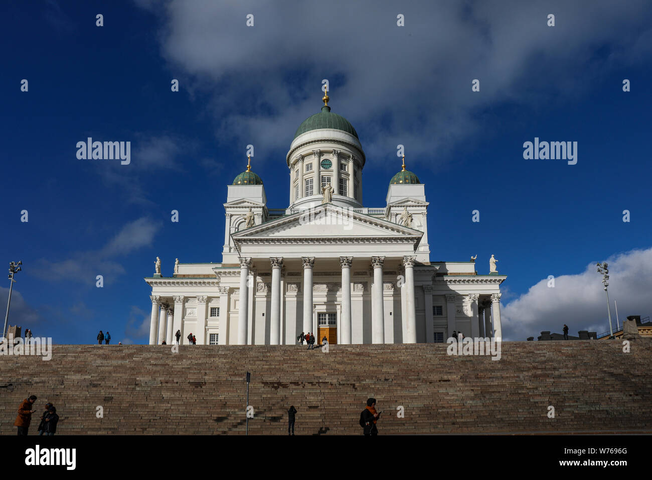 Cathédrale d'Helsinki sur un jour au début du printemps Banque D'Images