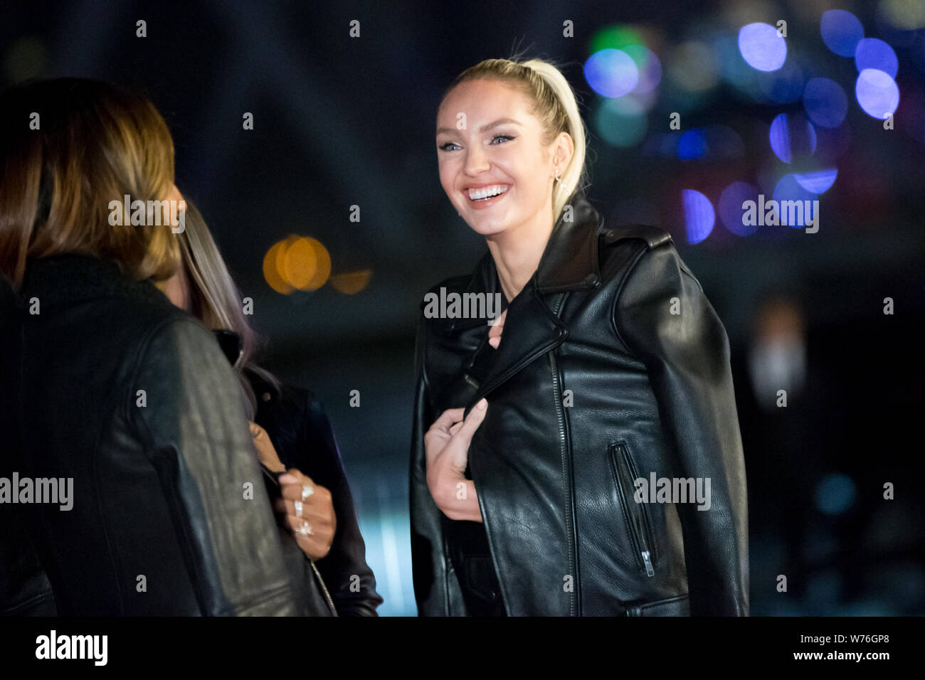 Candice Swanepoel Victorias Angel Candice Banque De Photographies Et D candice-swanepoel-victorias-angel-candice-banque-de-photographies-et-d