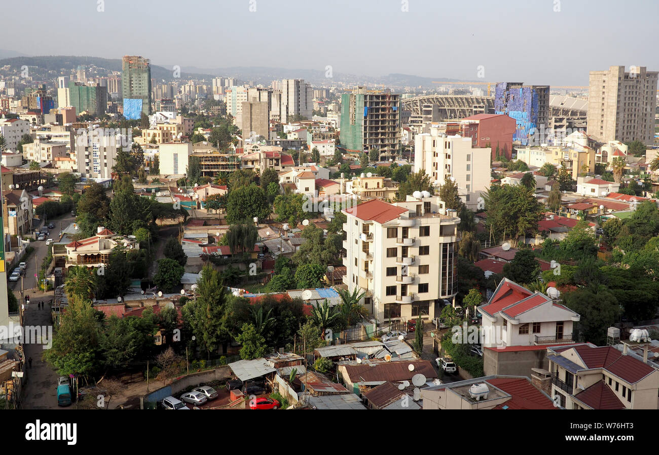 Addis Abeba, Ethiopie, 18 juillet 2019 : la grande ville d'Addis-Abeba, capitale de l'Éthiopie est l'une des villes plus forte croissance sur le continent africain. Banque D'Images