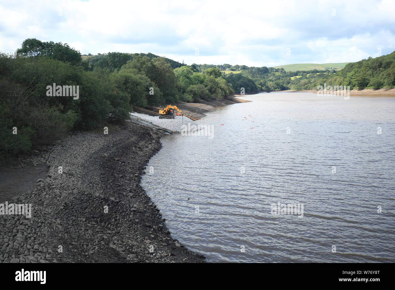 Réservoir d'Toddbrook près du village de Whaley Bridge, Derbyshire, après qu'il a été endommagé d'une forte pluie. Banque D'Images