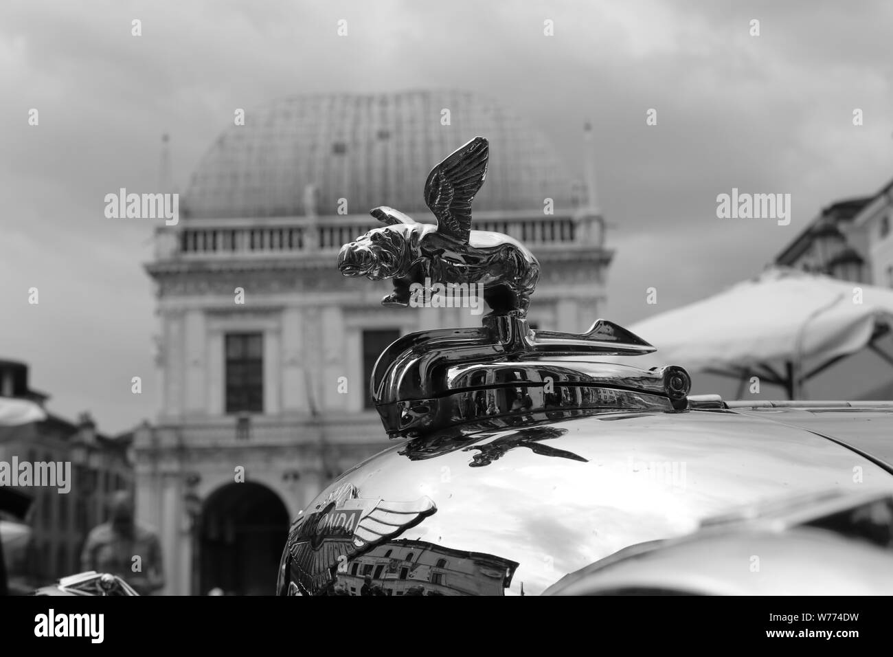 Lagonda M45R 'Flying' hippopotame ornement radiateur - 2019 course Millemiglia - Brescia - Italie Banque D'Images