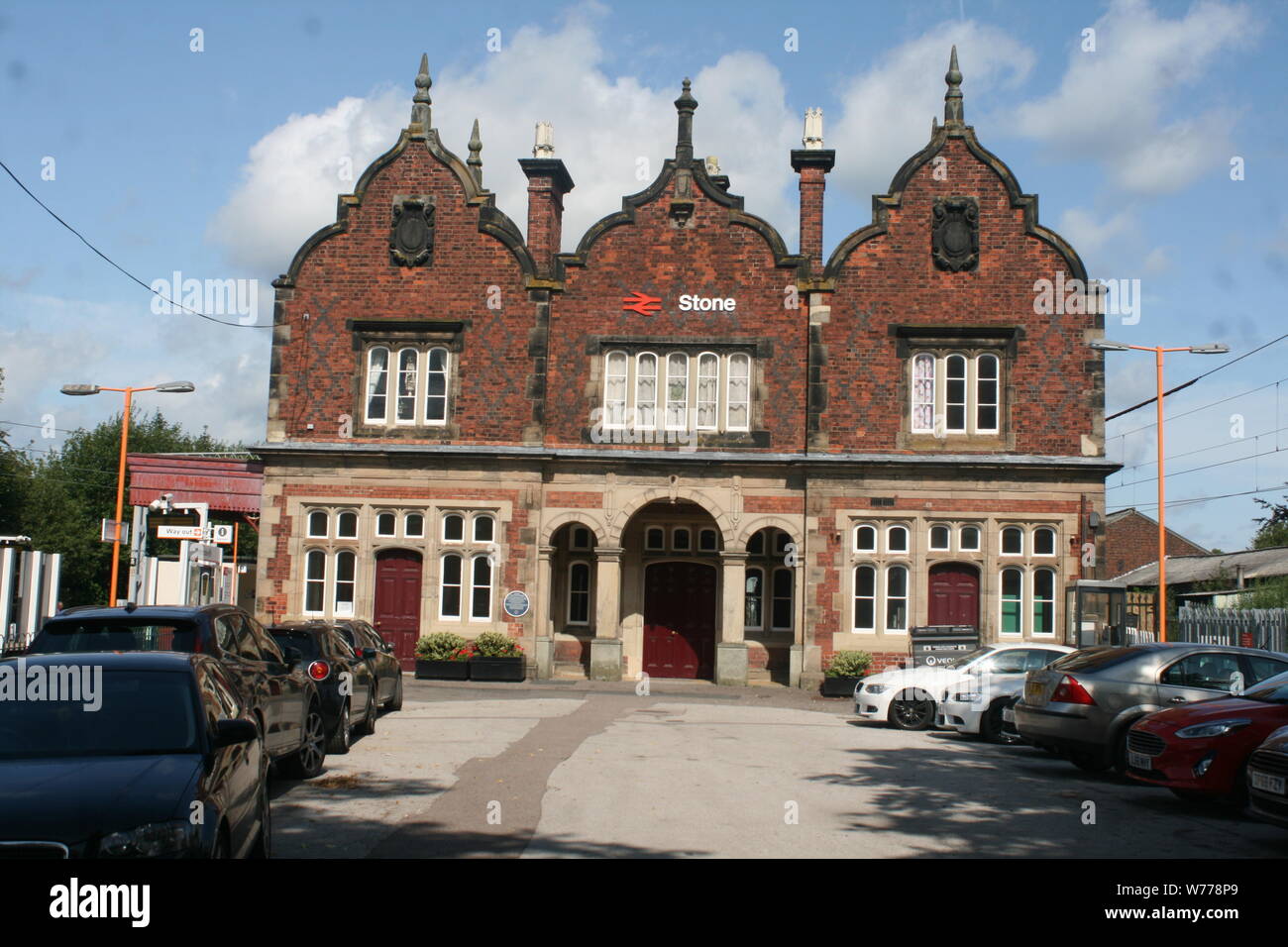 La gare victorienne à Stone, Staffordshire,construit en 1849 et aujourd'hui un bâtiment classé grade 2 Banque D'Images