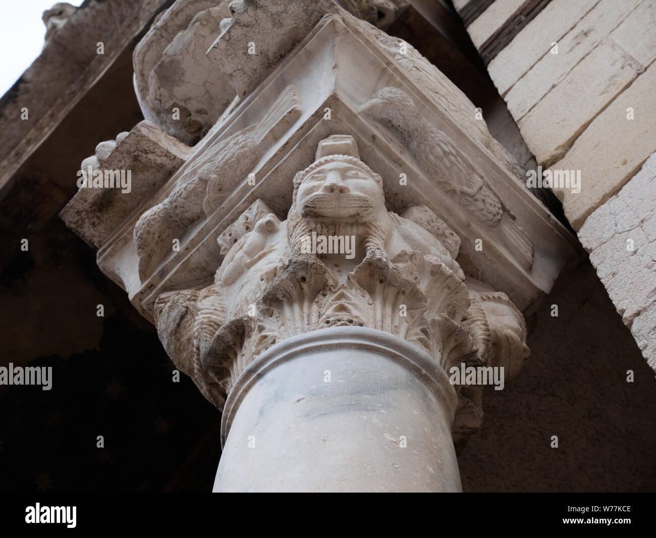 Détails de chapiteaux corinthiens à Vérone Banque D'Images