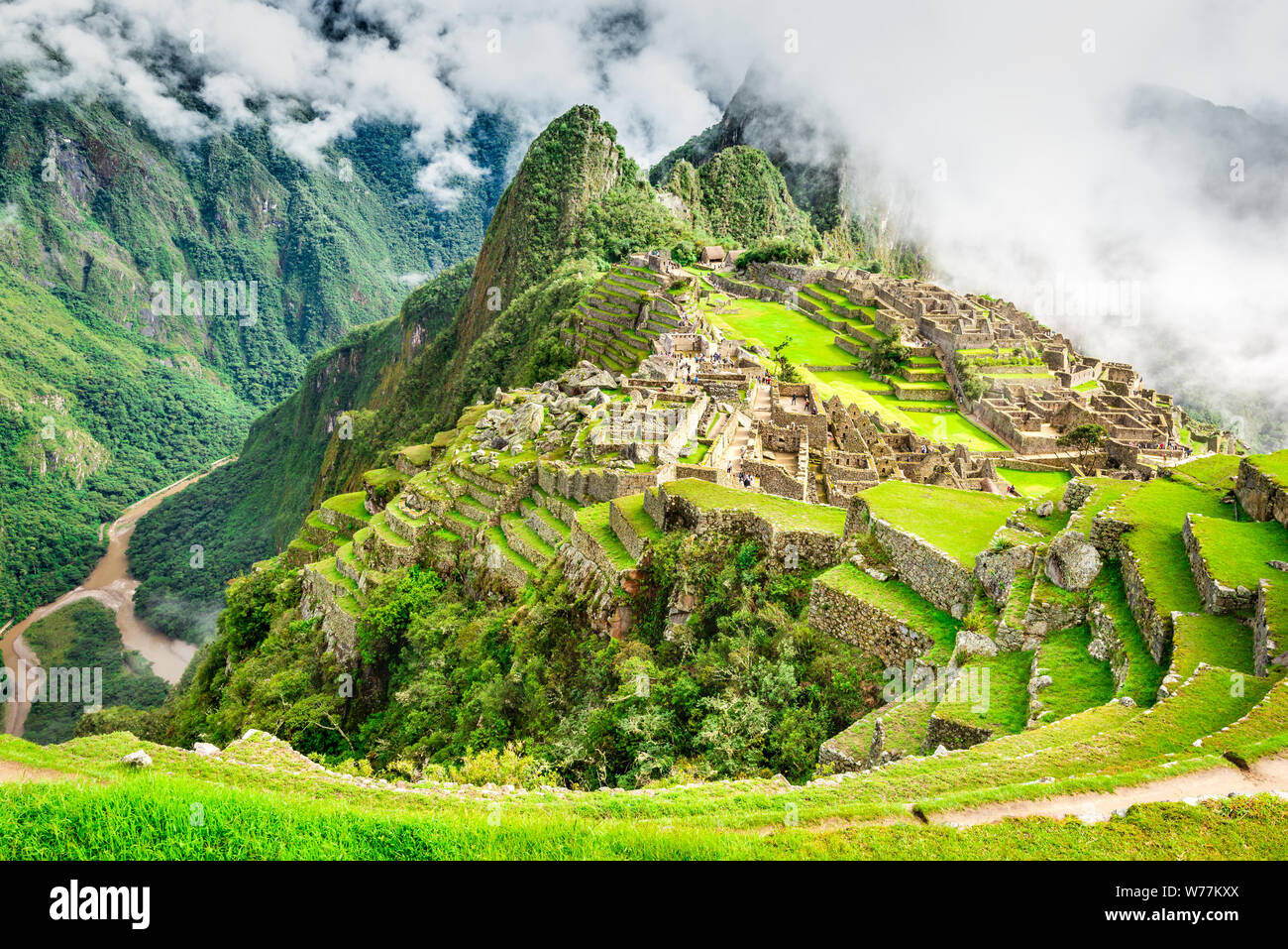 Le Machu Picchu, au Pérou, en Amérique du Sud. Ruines de l'Empire Inca sur la Vallée Sacrée, Cuzco, merveille du monde. Banque D'Images