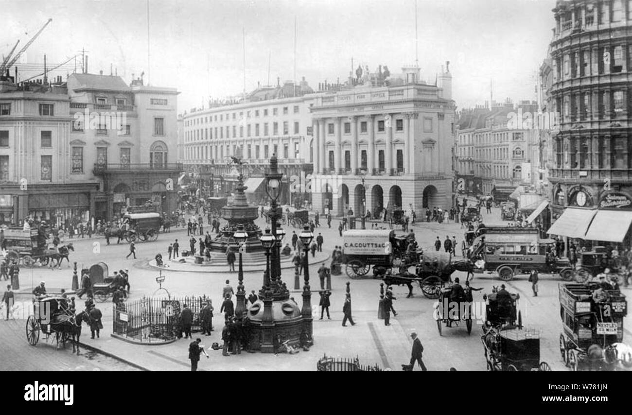 PICCADILLY CIRCUS, Londres, vers 1905 Banque D'Images