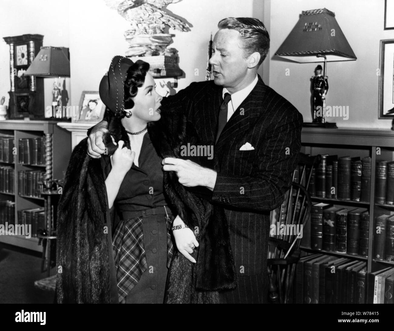 KATHRYN GRAYSON, VAN JOHNSON, DE MOTIFS DE MARIAGE, 1951 Banque D'Images