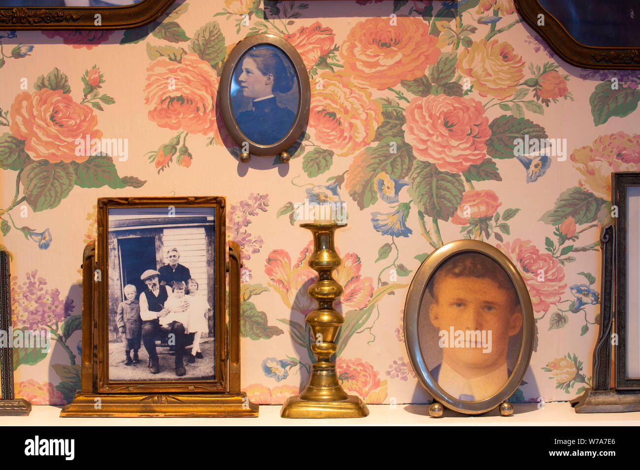 Le phare de Lobster Cove Head affiche, le parc national du Gros-Morne, à Terre-Neuve et Labrador, Canada Banque D'Images