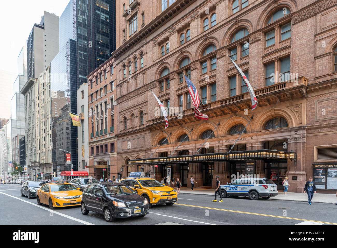 Carnegie Hall, 7e Ave - W 57th Street, Manhattan, New York City, USA Banque D'Images