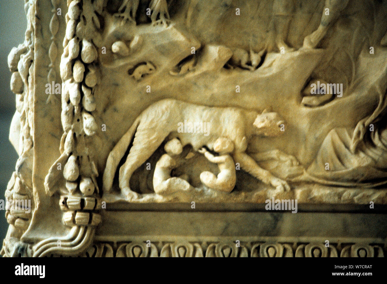 Romulus et Remus suckling de la louve. Artiste : Inconnu Banque D'Images