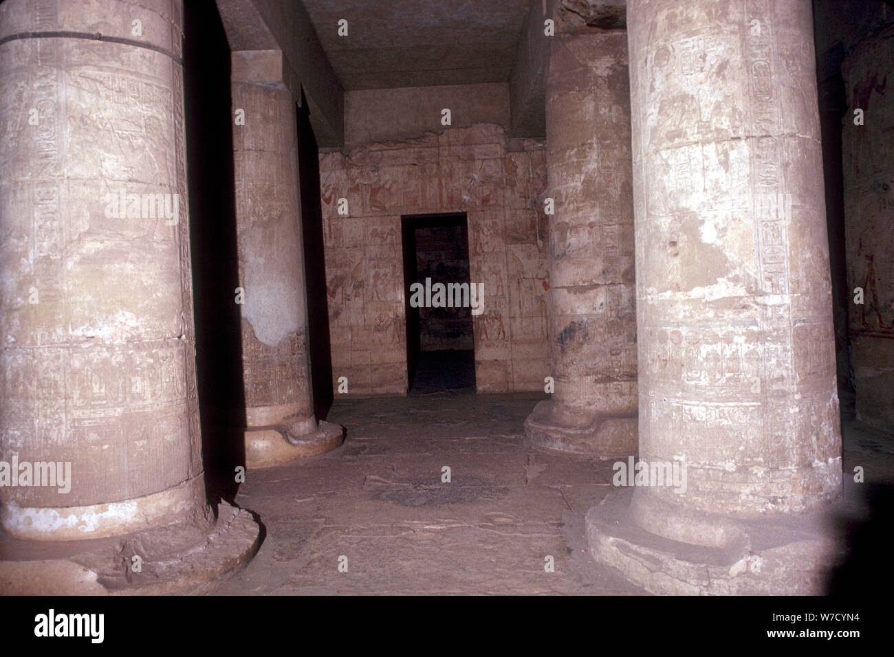 Intérieur du Temple de Sethos Seti I (I), Abydos, Egypte, 19e dynastie, c1280 BC. Artiste : Inconnu Banque D'Images